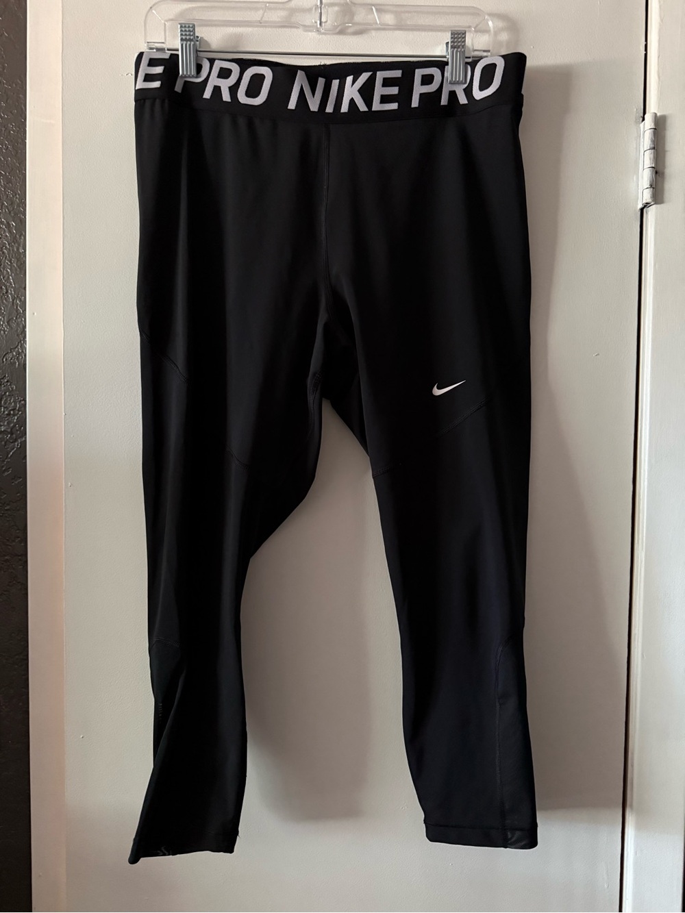 Nike Pro Women’s Black Compression Tights